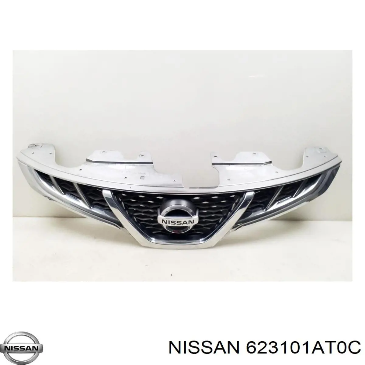 623101AT0C Nissan/Infiniti Решетка радиатора