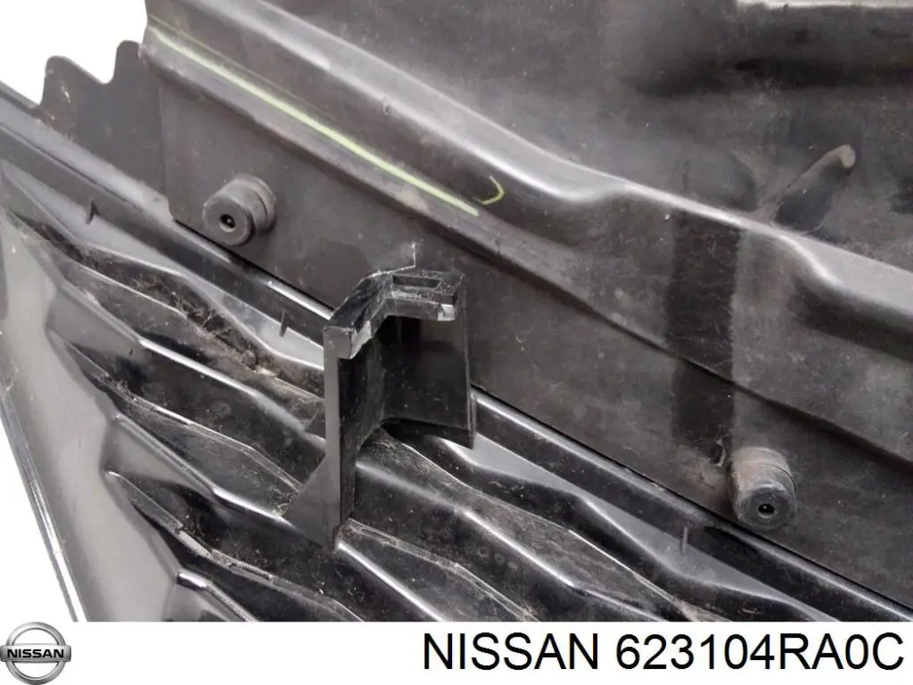 Купить 623104RA0C Nissan/Infiniti Решетка радиатора