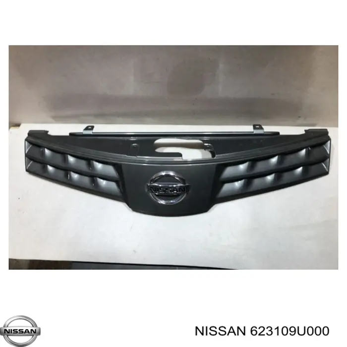 Решетка радиатора KH1635990 Starline
