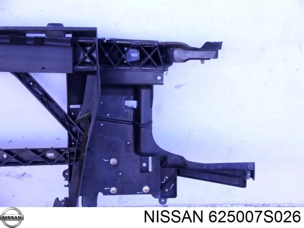 625007S026 Nissan/Infiniti Телевизор
