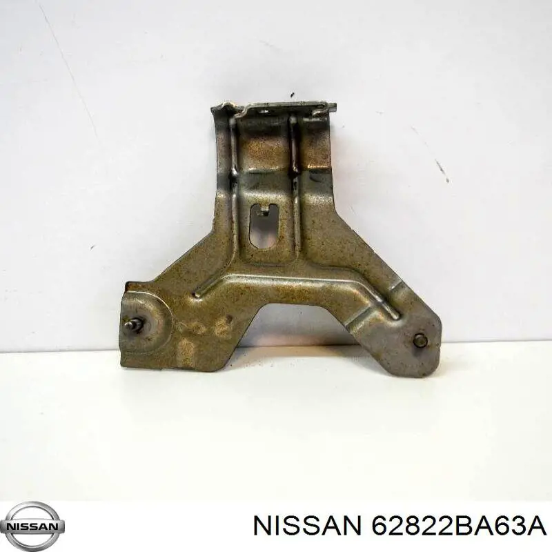Купить 62822BA63A Nissan/Infiniti Правый дефлектор радиатора