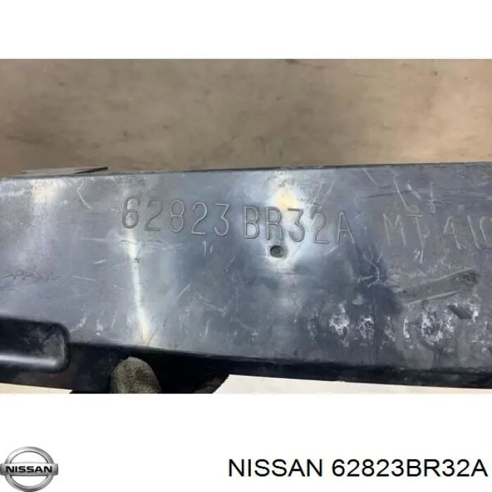 62823BR32A Nissan/Infiniti Воздуховод (дефлектор) радиатора левый