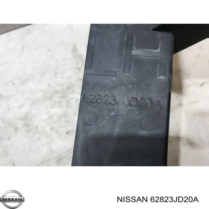 Купить 62823JD20A Nissan/Infiniti Левый дефлектор радиатора