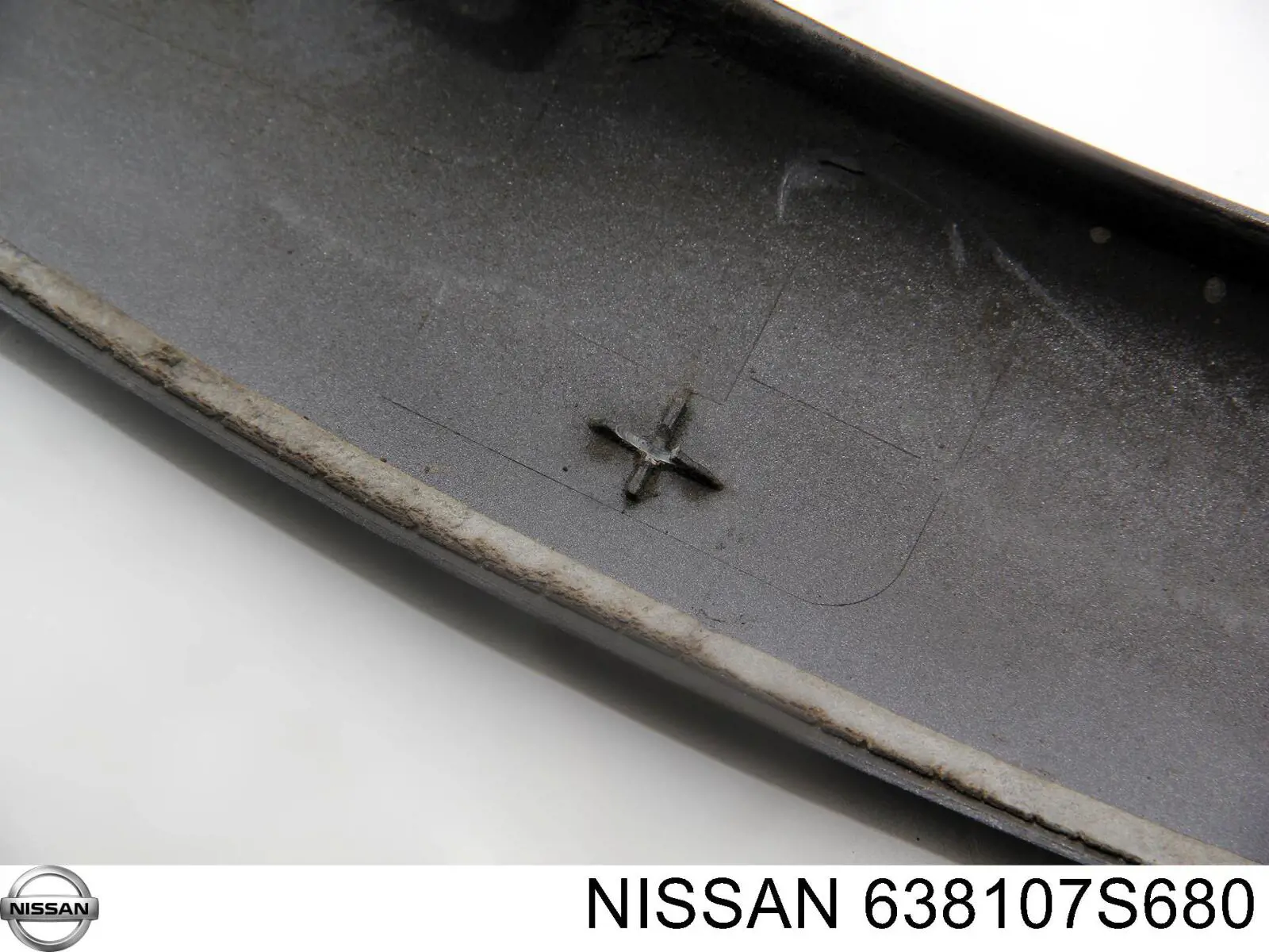 Молдинг арки крыла переднего, правый Nissan/Infiniti 638107S680 цена, от 460.98 USD