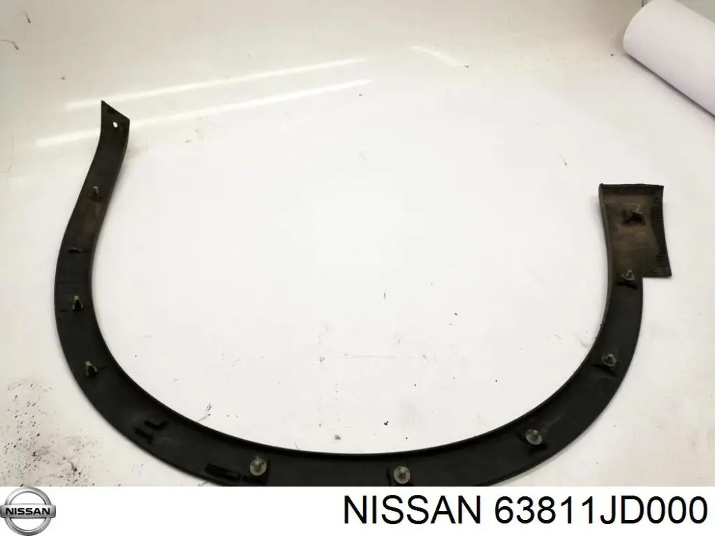 Расширитель (накладка) арки переднего крыла левый на Nissan Qashqai I 