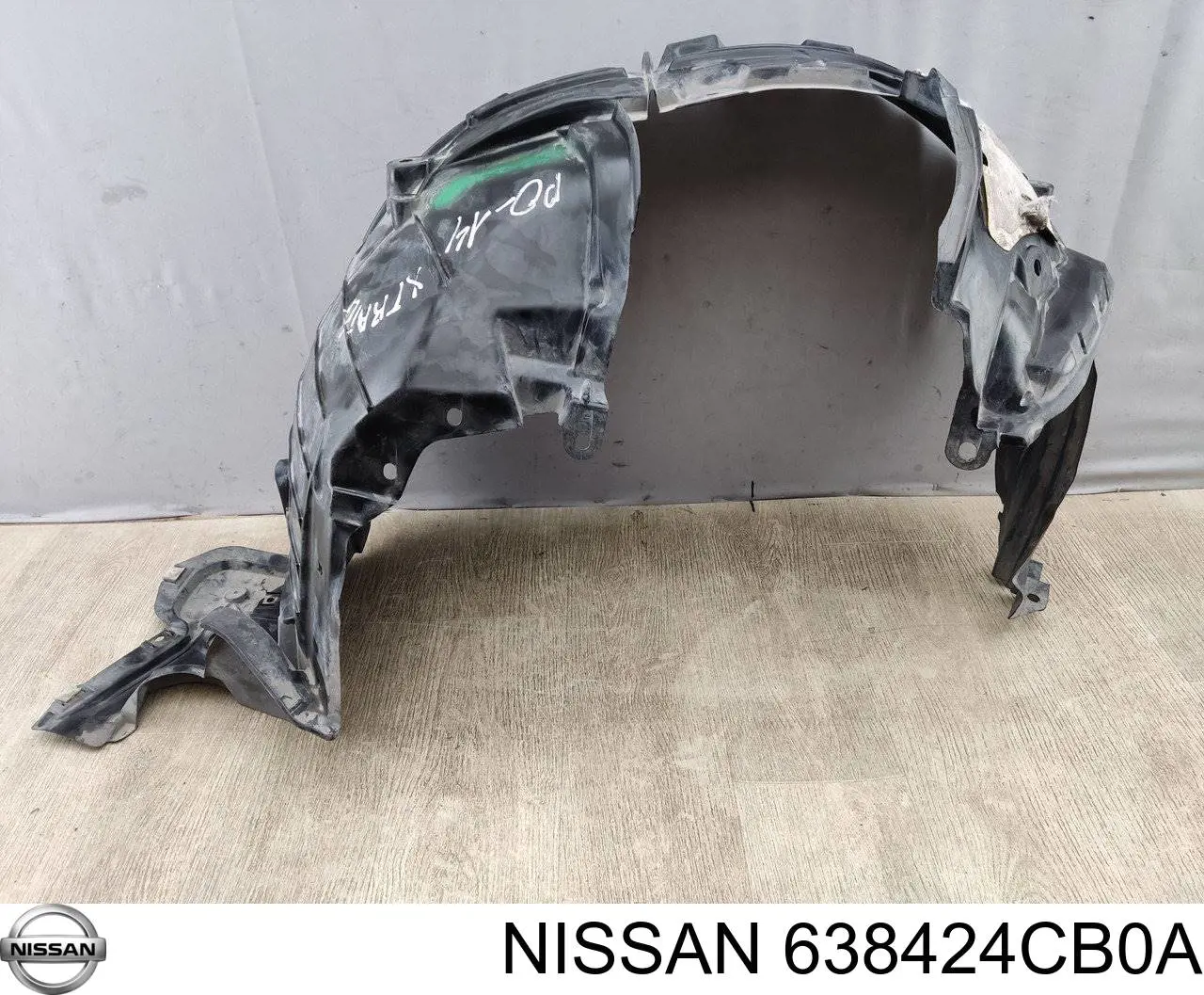 Подкрылок крыла переднего правый Nissan 638424CB0A
