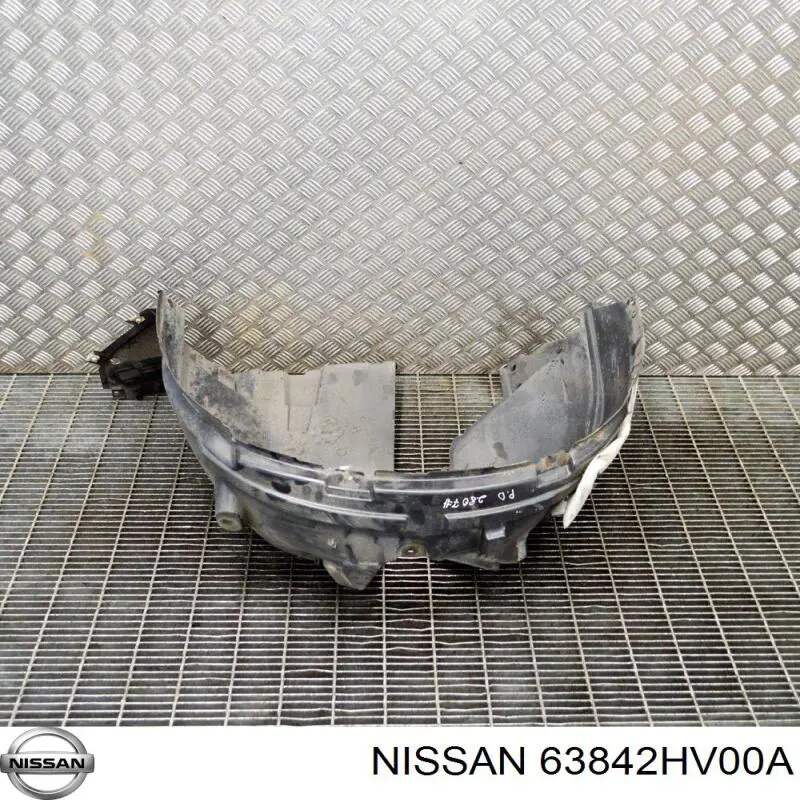 Подкрылок передний правый 63842HV00A Nissan/Infiniti