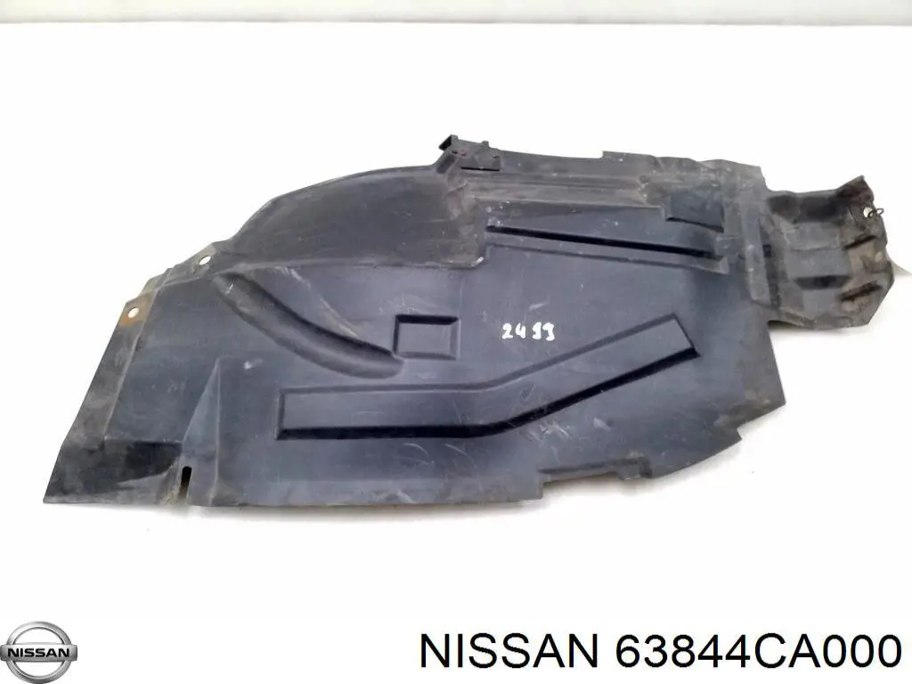 Подкрылок крыла переднего правый передний на Nissan Murano Z50