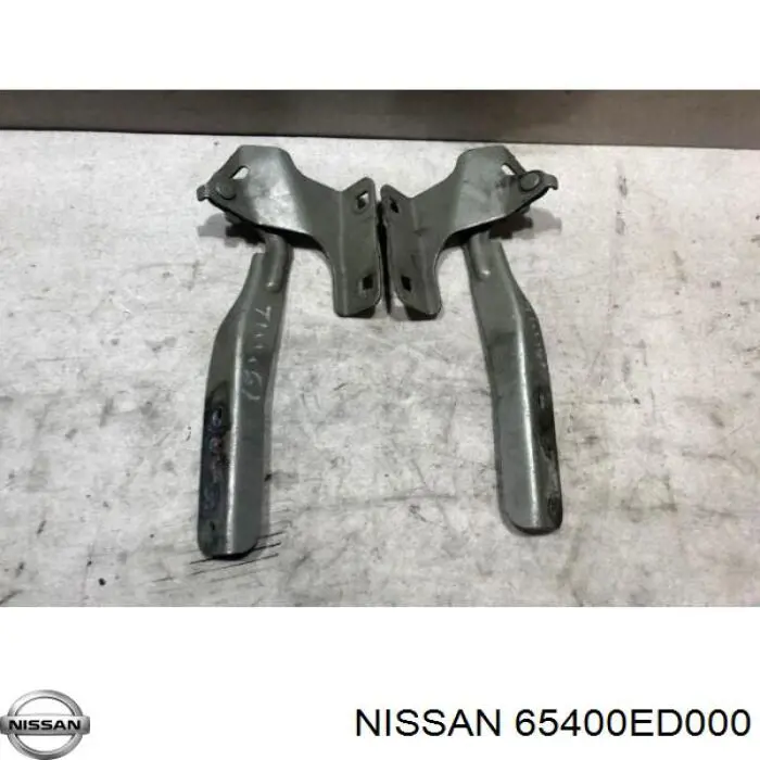 Петля капота правая на Nissan Tiida SC11X