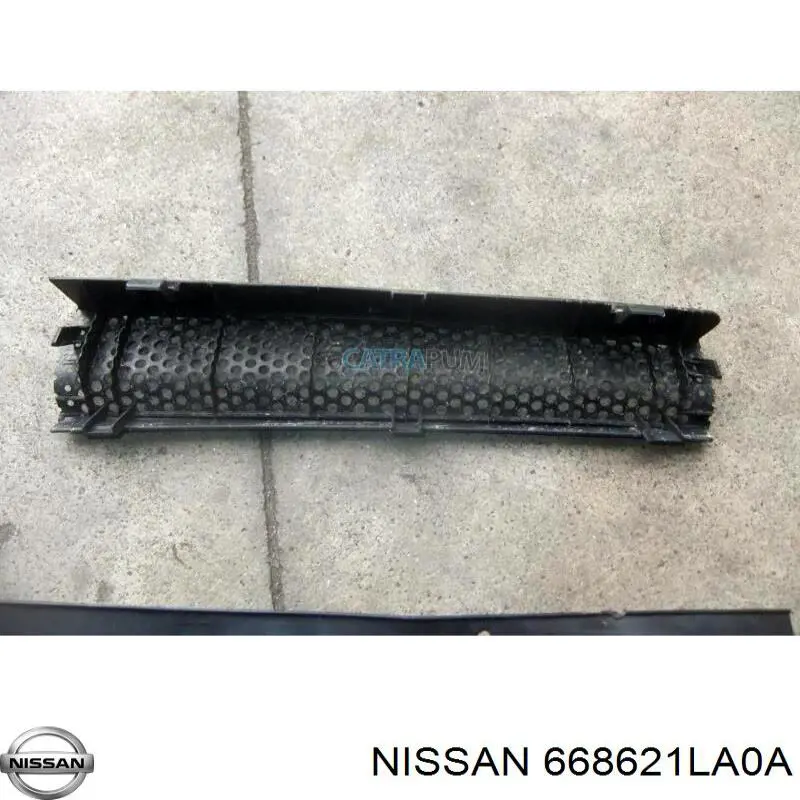 Водосток лобового стекла, жабо 668621LA0A Nissan/Infiniti