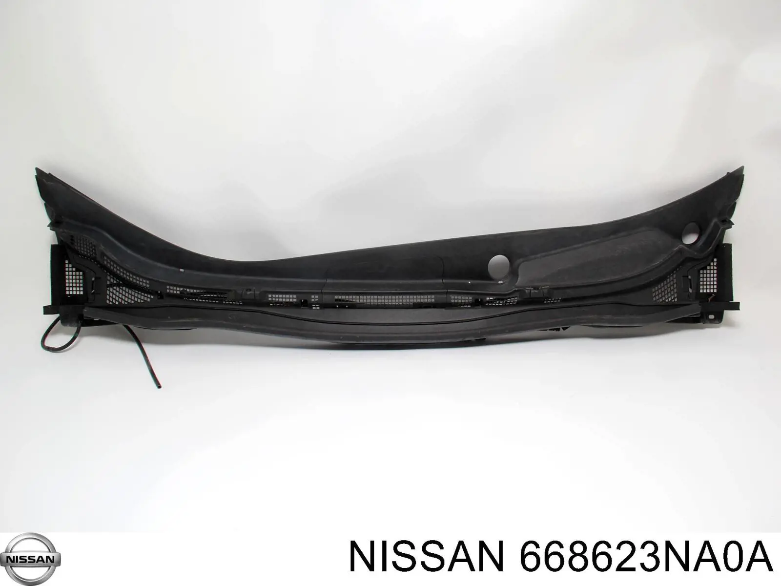 Решетка дворников Nissan/Infiniti 668623NA0A цена, от 57.01 USD