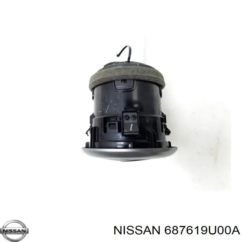 Купить 687619U00A Nissan/Infiniti Решетка вентиляции салона на "торпедо" левая