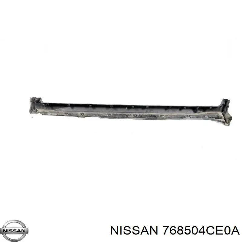 Накладка (молдинг) порога наружная правая Nissan/Infiniti 768504CE0A цена, от 38.01 USD
