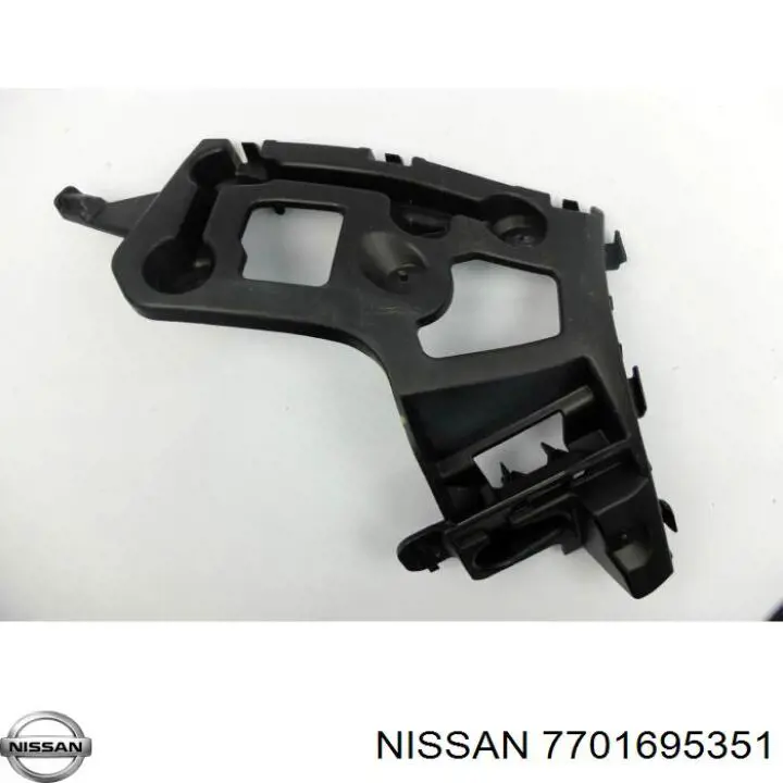 7701695351 Nissan/Infiniti Кронштейн крепления бампера переднего правый