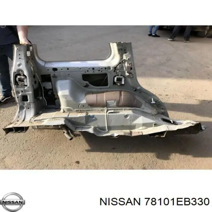 Pára-lama traseiro esquerdo para Nissan Pathfinder (R51M)
