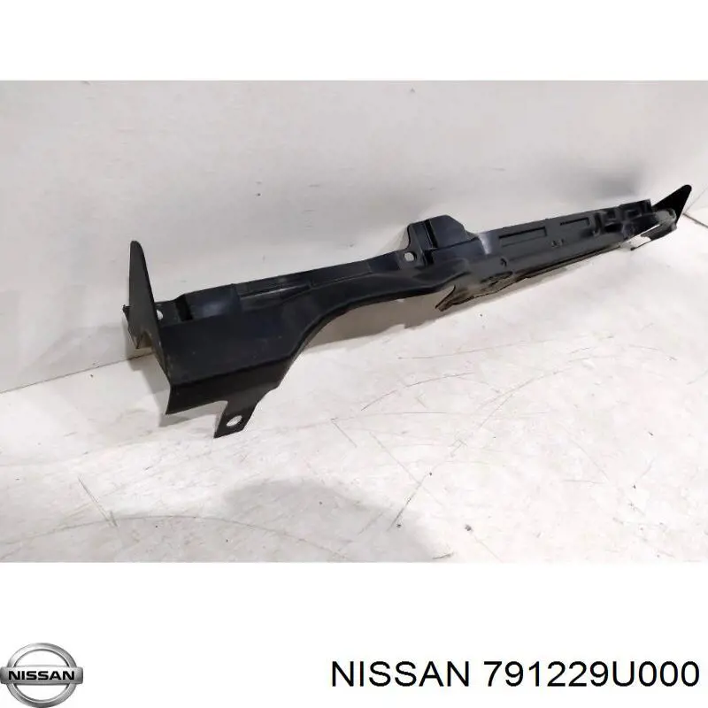 Крепление энергопоглотителя заднего бампера средний Nissan/Infiniti 791229U000 цена, от 7.60 USD