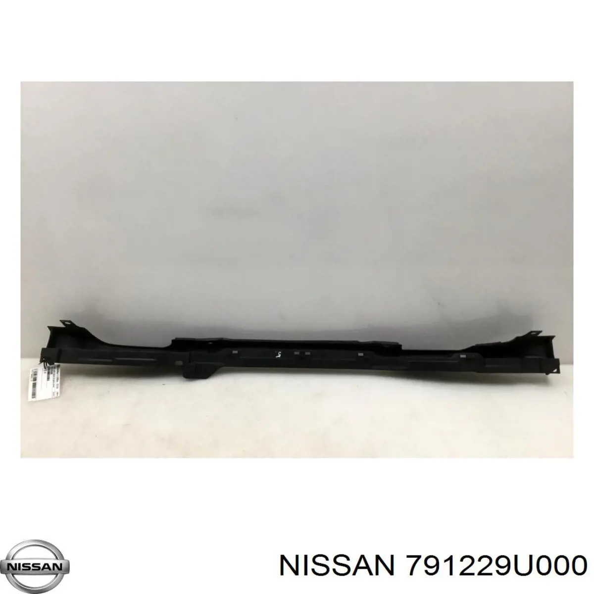 Крепление энергопоглотителя заднего бампера средний Nissan/Infiniti 791229U000 цена, от 7.60 USD