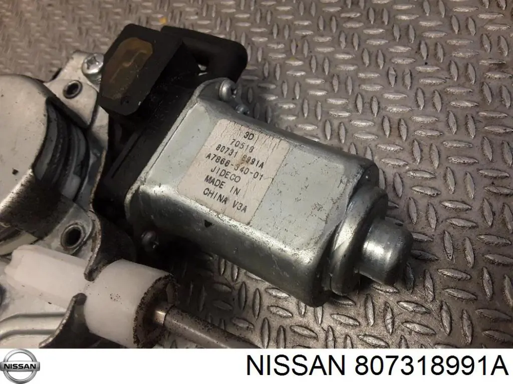 Мотор стеклоподъемника двери задней левой 807318991A Nissan