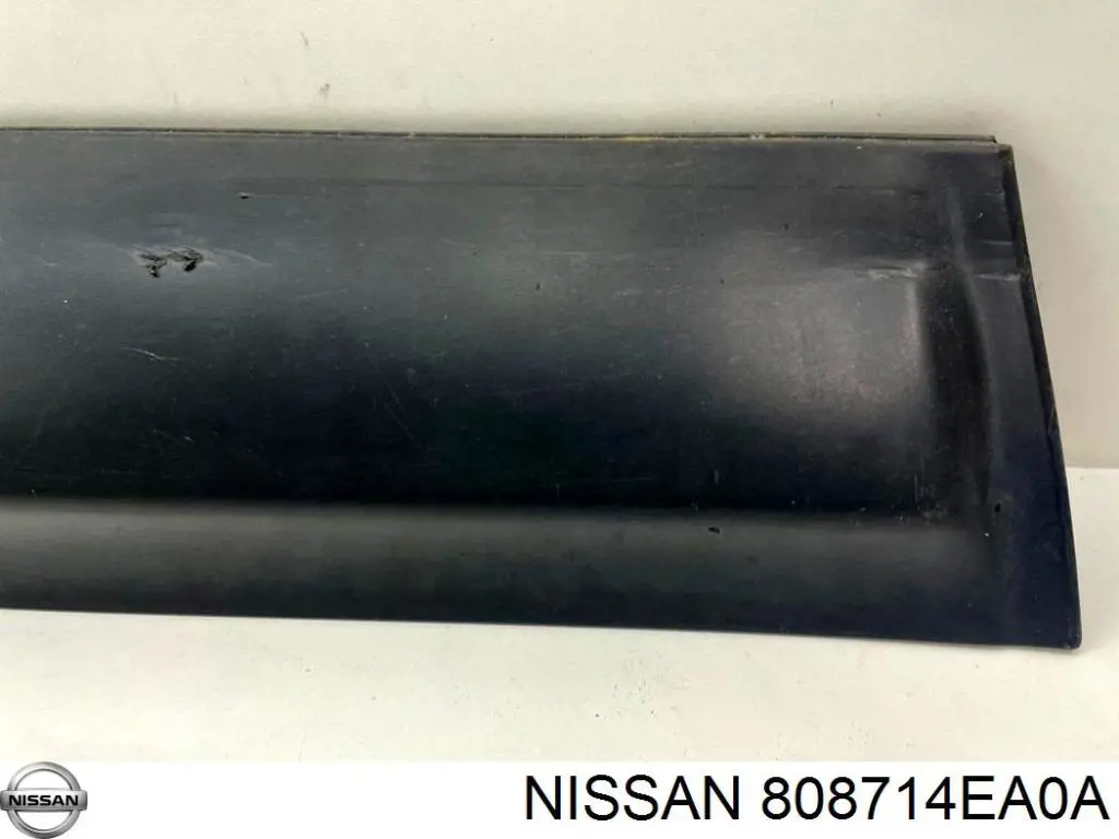 Молдинг двери передней левой 808714EA0A Nissan/Infiniti