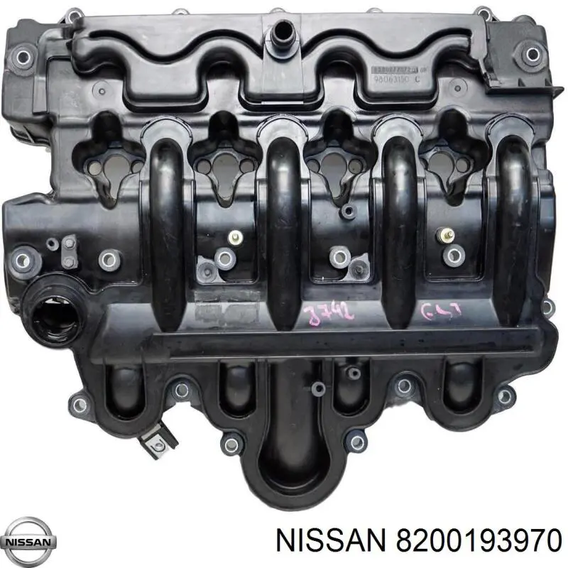 Клапанная крышка 8200193970 Nissan