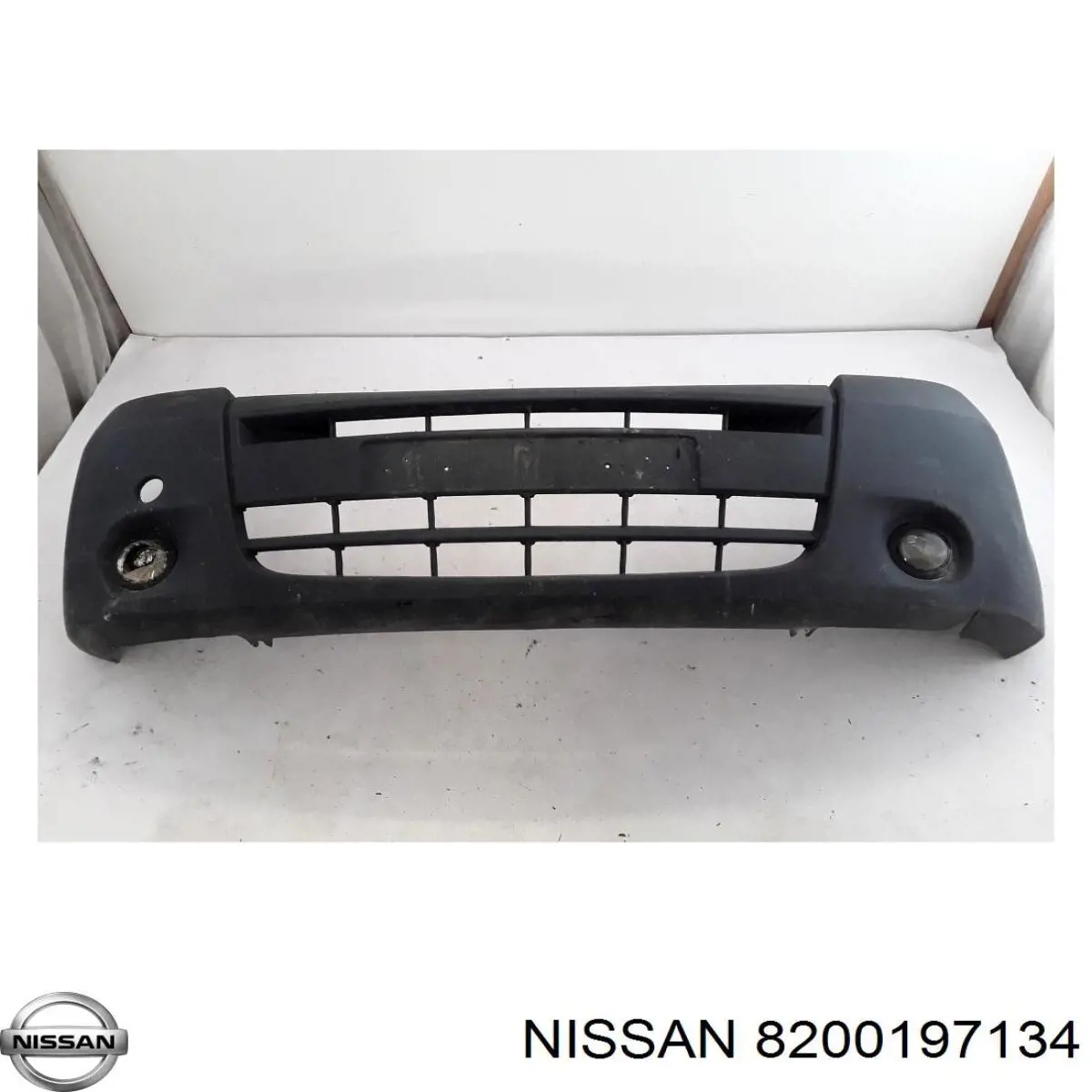 8200197134 Nissan передний бампер