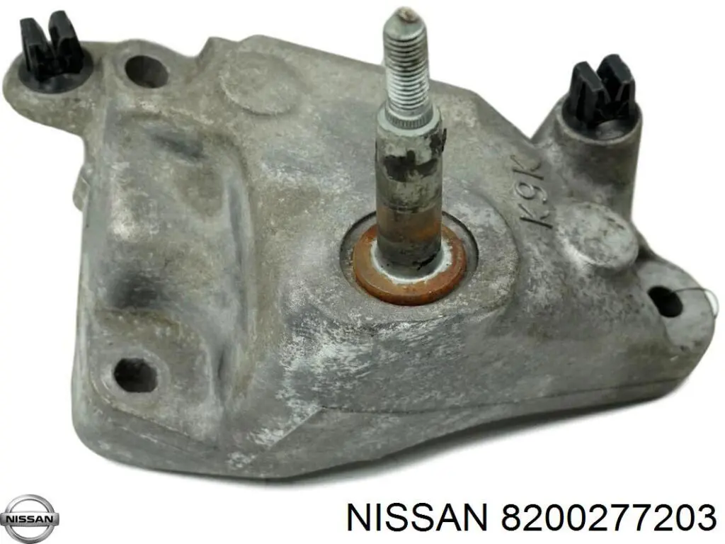 8200277203 Nissan/Infiniti Кронштейн подушки (опоры) двигателя левой
