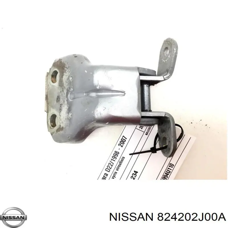 Шарнир передней левой двери Nissan/Infiniti 824202J00A