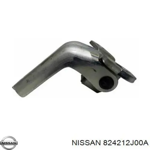 Петля двери передней правой 824212J00A Nissan