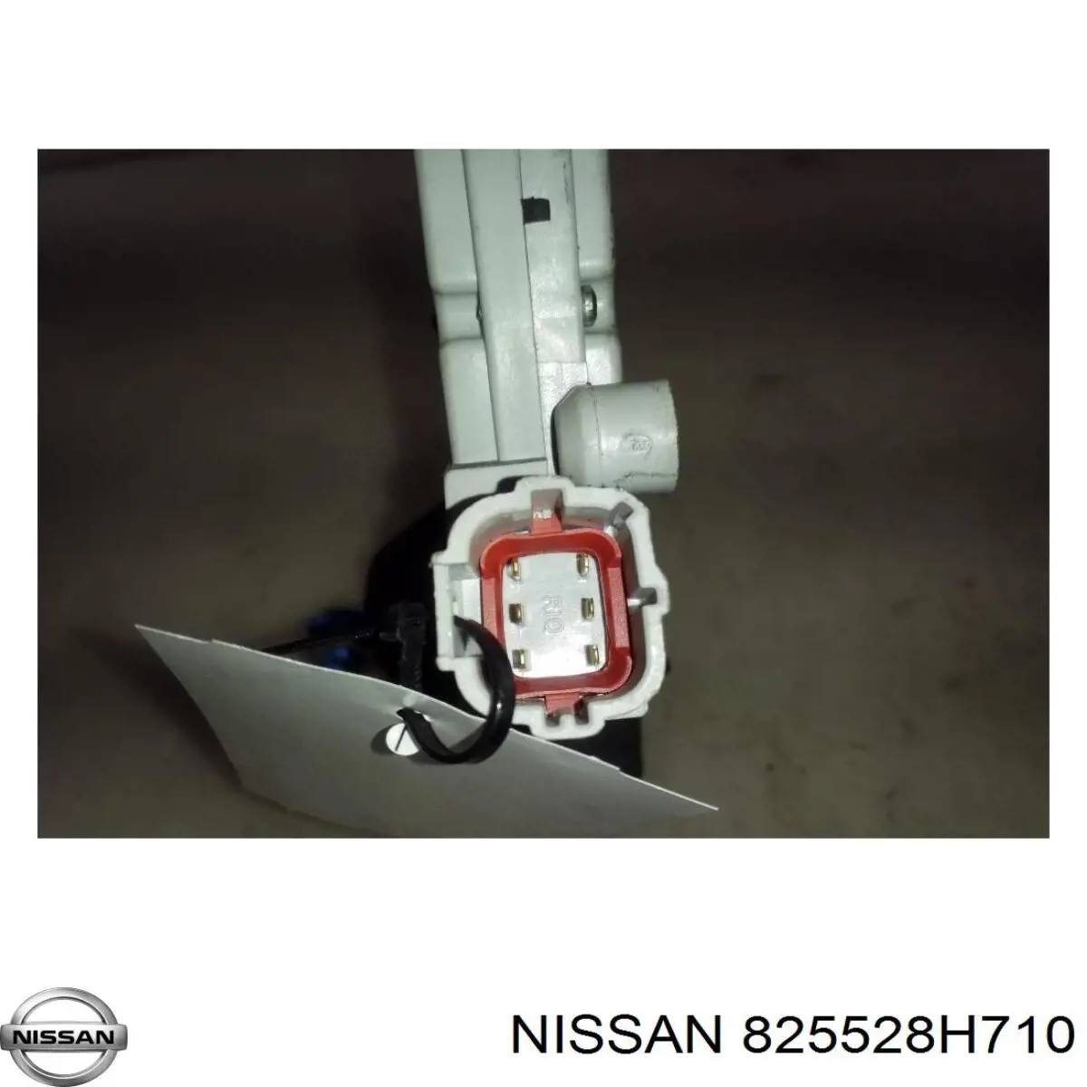 825528H710 Nissan/Infiniti 
