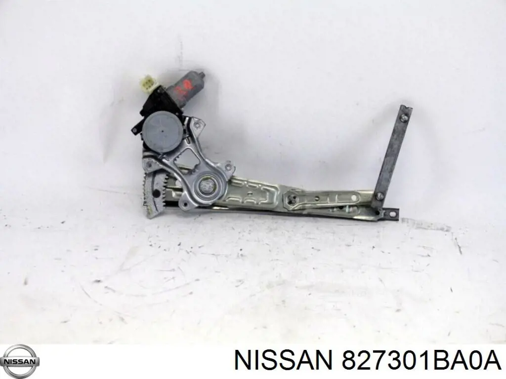 Мотор стеклоподъемника двери задней правой на nissan murano внедорожник (z51) (01.08 - 12.14) 3.5 4x4 (06.08 - ) vq35de