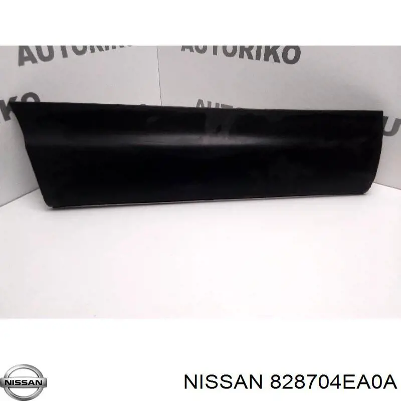 Молдинг двери задней правой Nissan/Infiniti 828704EA0A