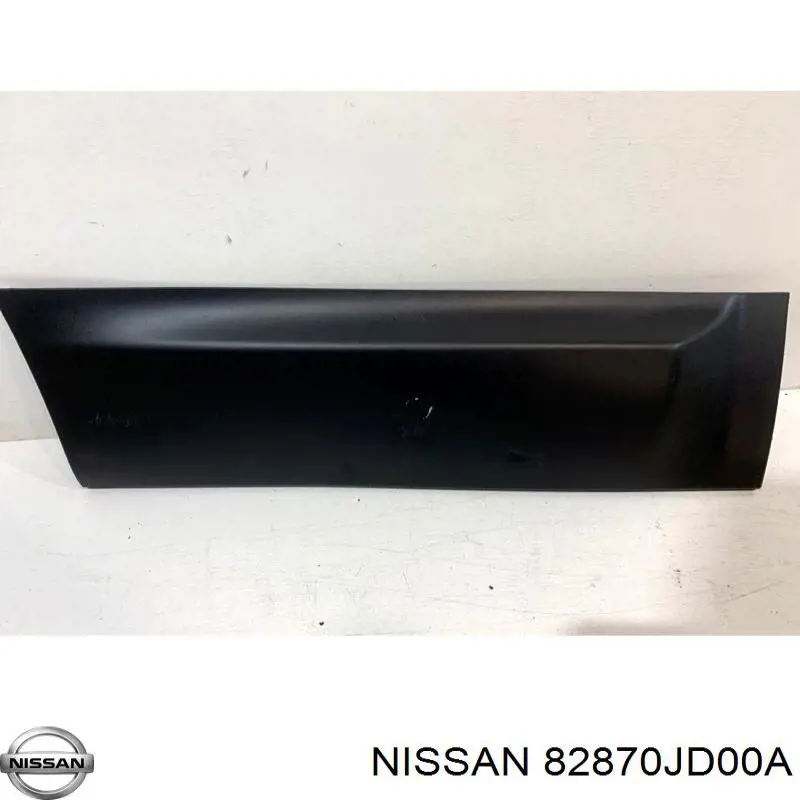 Молдинг двери задней правой 82870JD00A Nissan/Infiniti