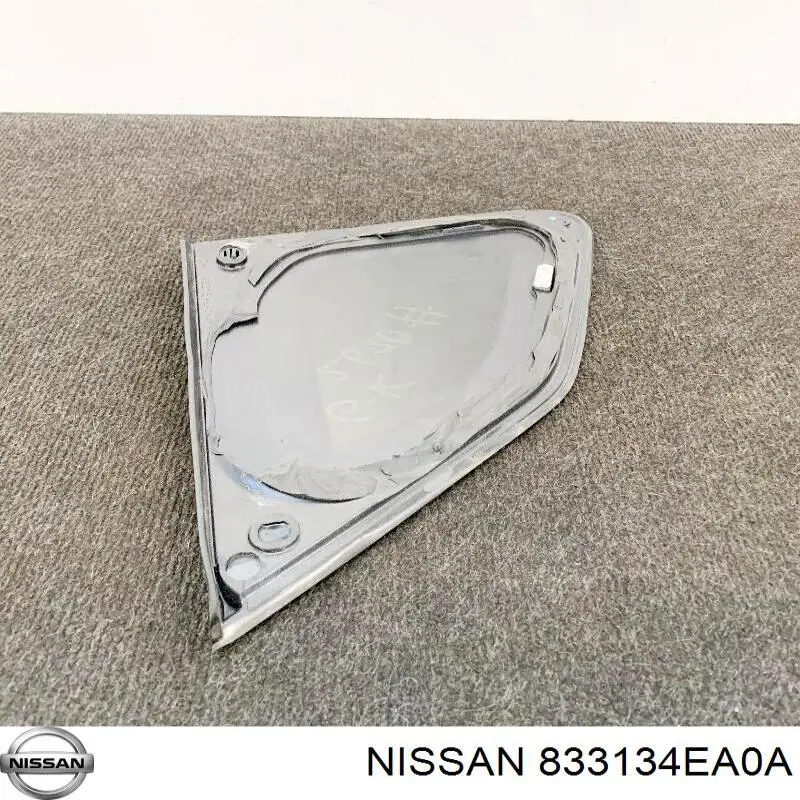 Стекло багажника, левое Nissan/Infiniti 833134EA0A цена, от 31.30 USD
