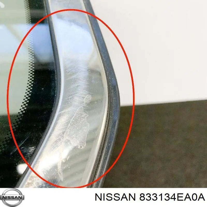 Стекло багажного отсека, левое Nissan/Infiniti 833134EA0A