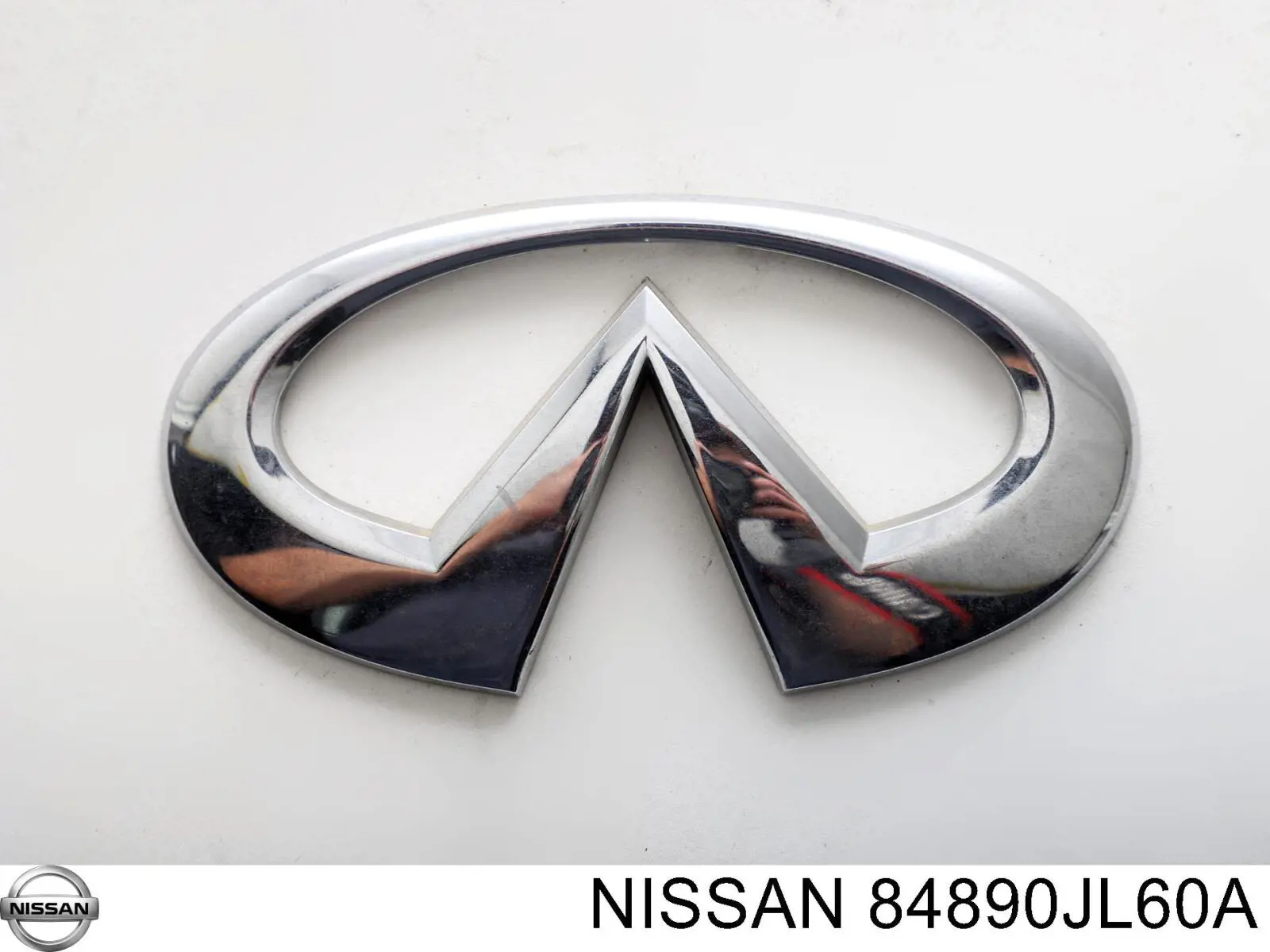  Nissan/Infiniti 84890JL60A цена, от 53.21 USD
