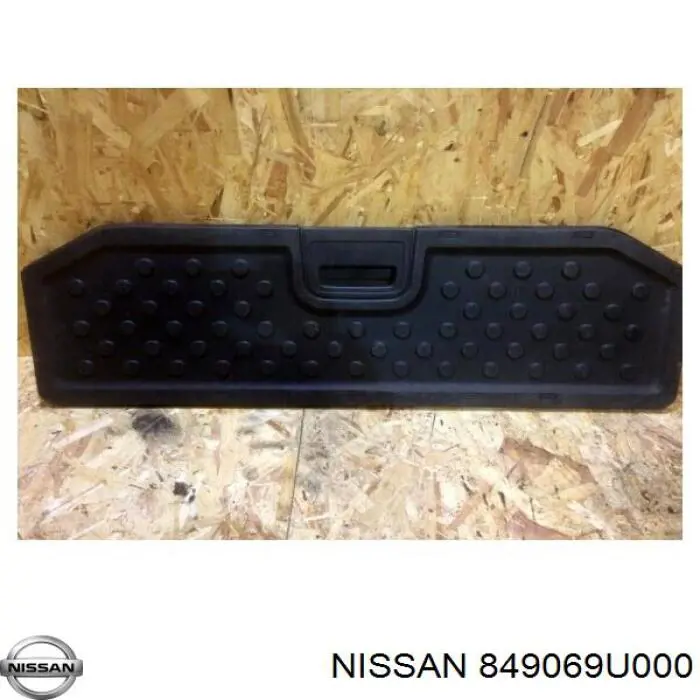 849069U000 Nissan 