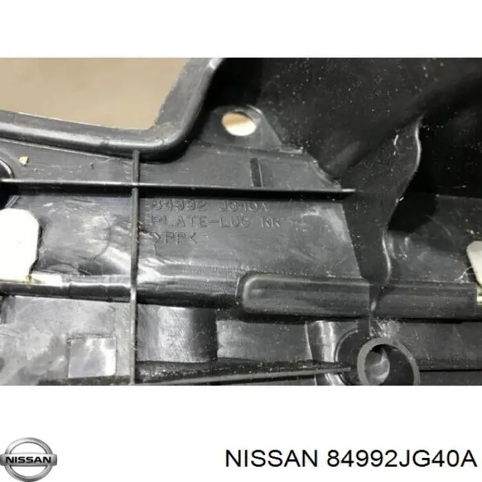 Облицовка задней панели багажника Nissan/Infiniti 84992JG40A цена, от 24.55 USD