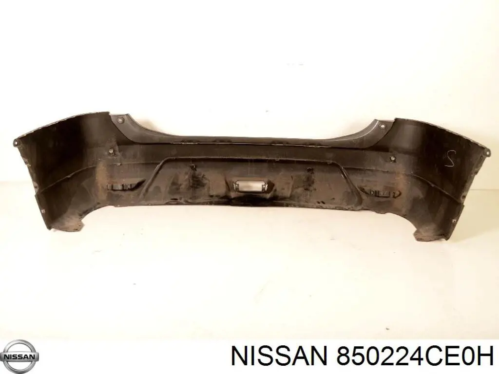 850224CE0H Nissan бампер задний