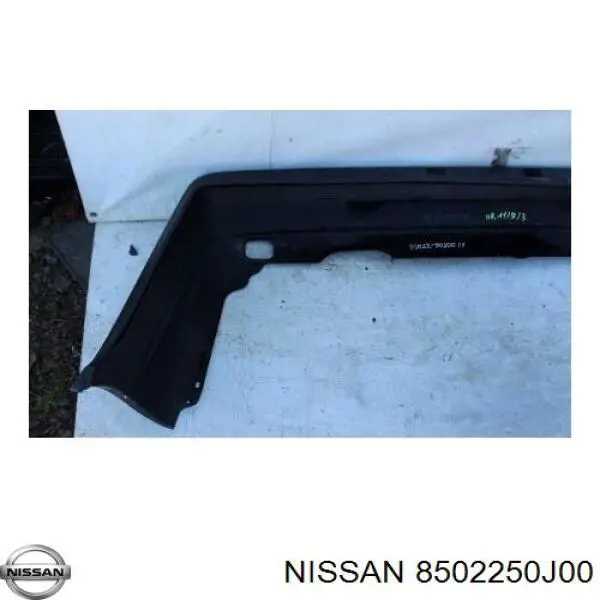 Задний бампер 8502250J00 Nissan/Infiniti