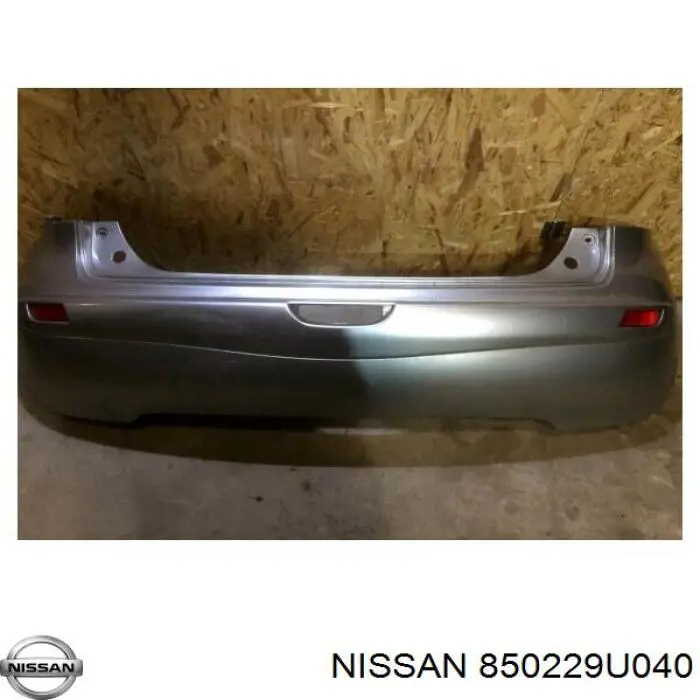 Бампер задний Nissan/Infiniti 850229U040
