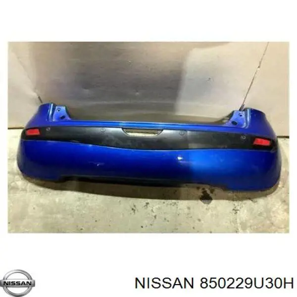 Задний бампер 850229U30H Nissan/Infiniti