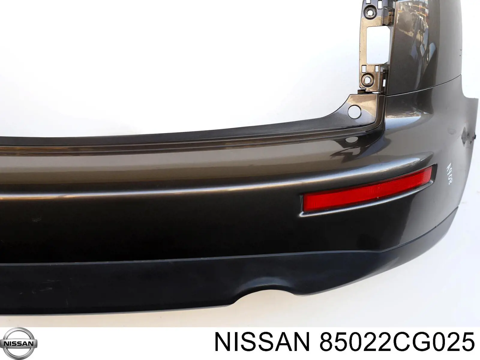 85022CG025 Nissan/Infiniti Задний бампер