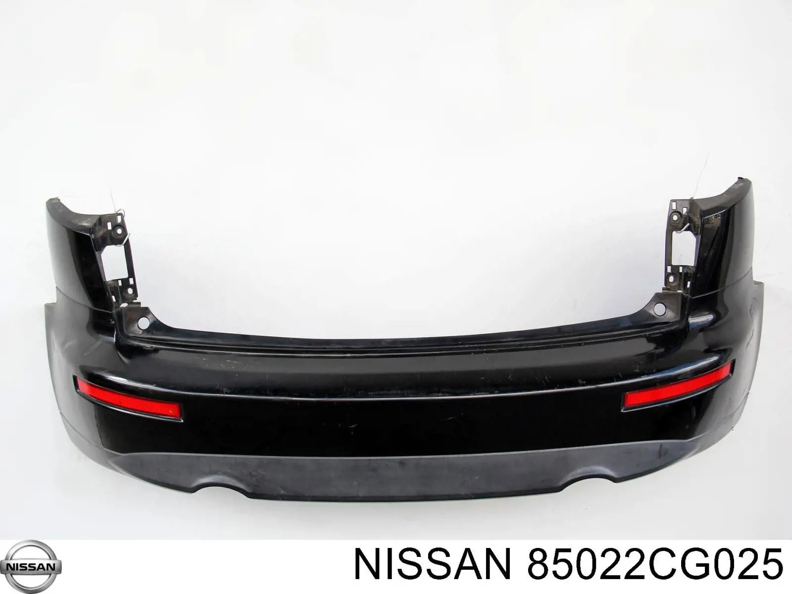 85022CG025 Nissan бампер задний