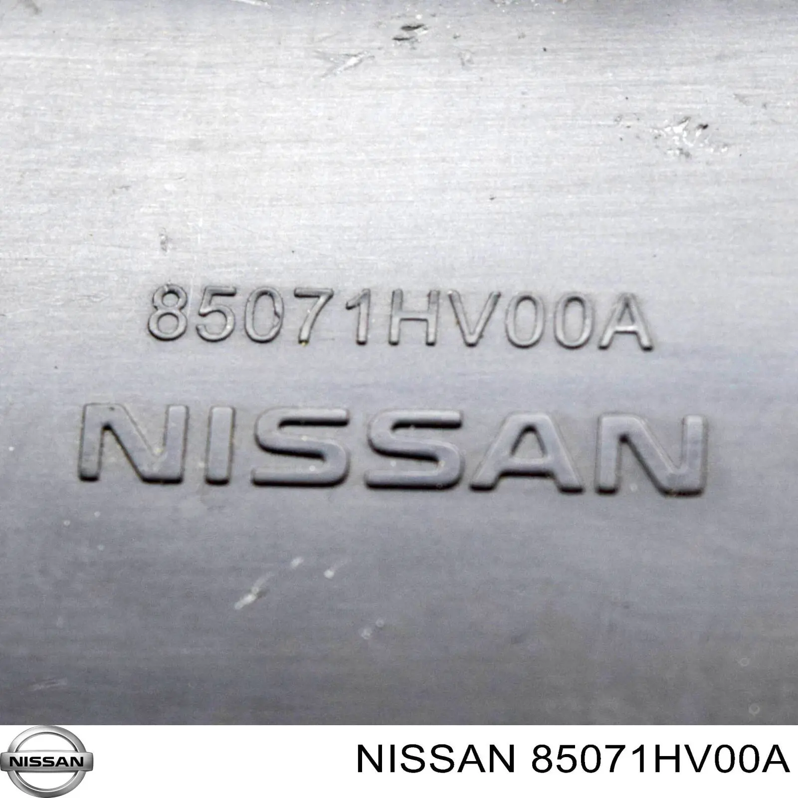 Купить 85071HV00A Nissan/Infiniti Заглушка бампера буксировочного крюка задняя