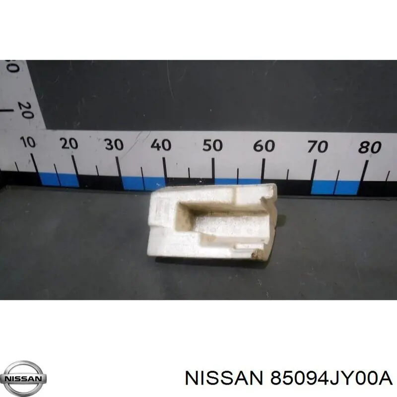 Усилитель заднего бампера 85094JY00A Nissan