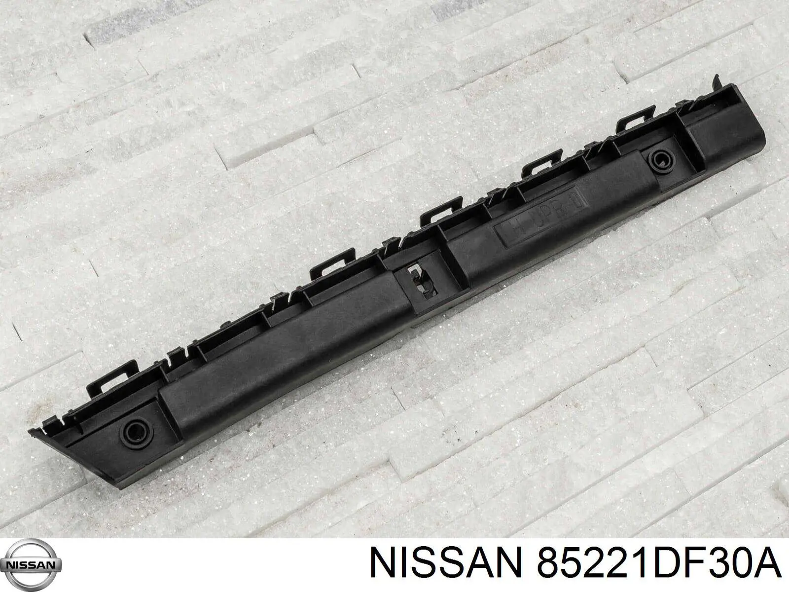  85221DF30A Nissan