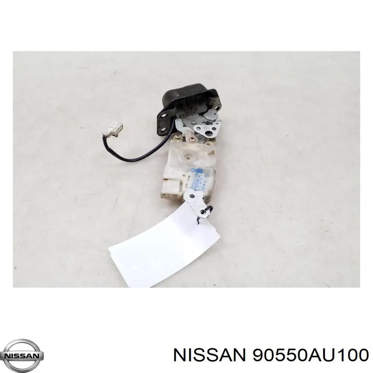 Купить 90550AU100 Nissan/Infiniti Актуатор замка багажника