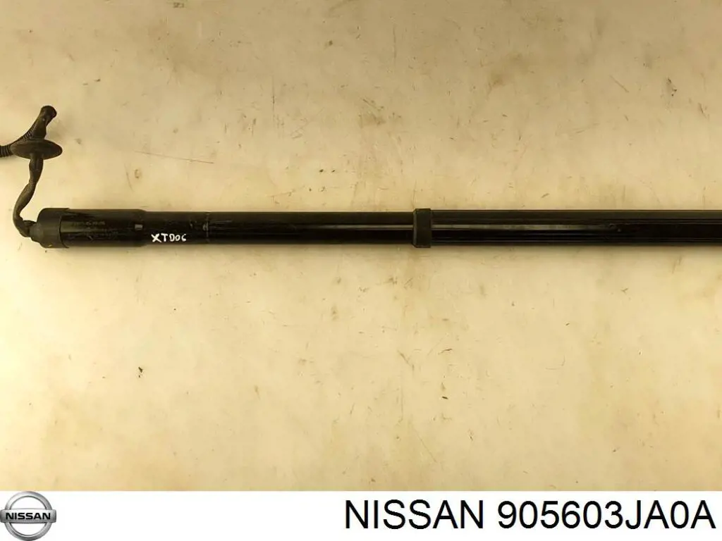 Амортизатор багажника 905603JA0A Nissan/Infiniti