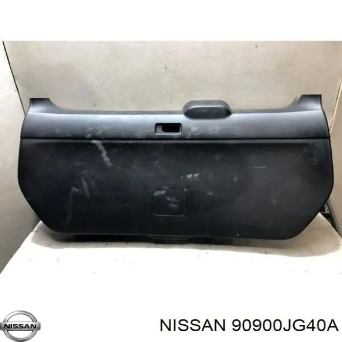 Обшивка (облицовка) крышки багажника (двери 3/5-й задней) на Nissan X-Trail T31