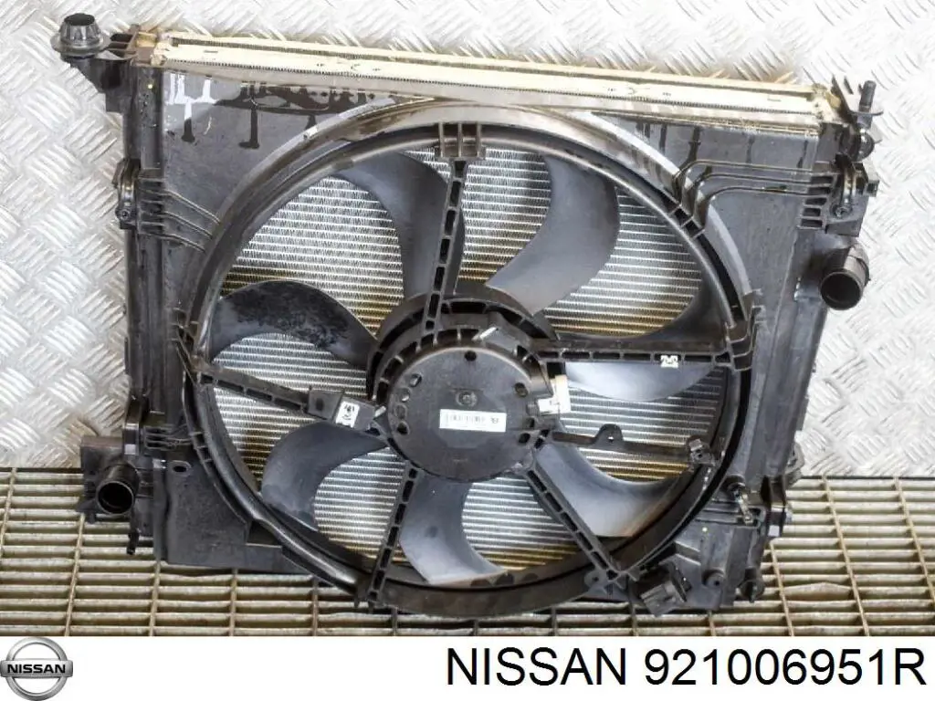 Купить 921006951R Nissan/Infiniti Радиатор системы охлаждения кондиционера